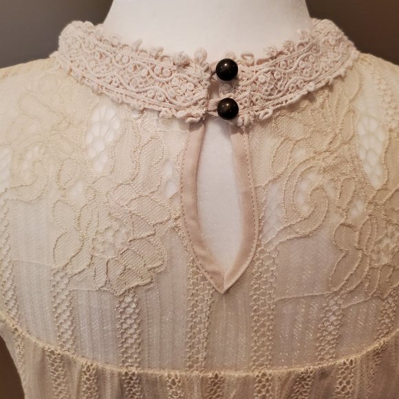 Off White Cream Lace Tank Top Style Blouse - Picture 4 of 11